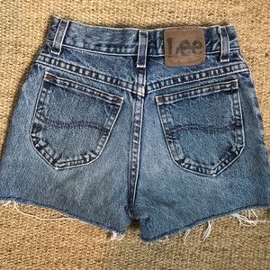 Vintage lee denim shorts